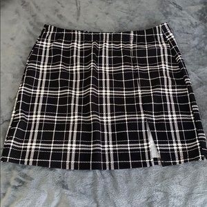Plaid Slit Skirt